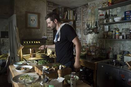 En su última película, el actor sacó a relucir su experiencia culinaria