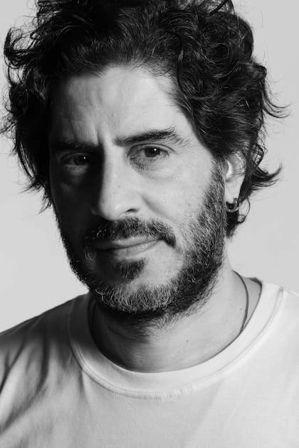 En su último libro, Superyó, recoge gran parte de su obra, en la que aborda el psicoanálisis, cierta mirada del mundo y su biografía.
