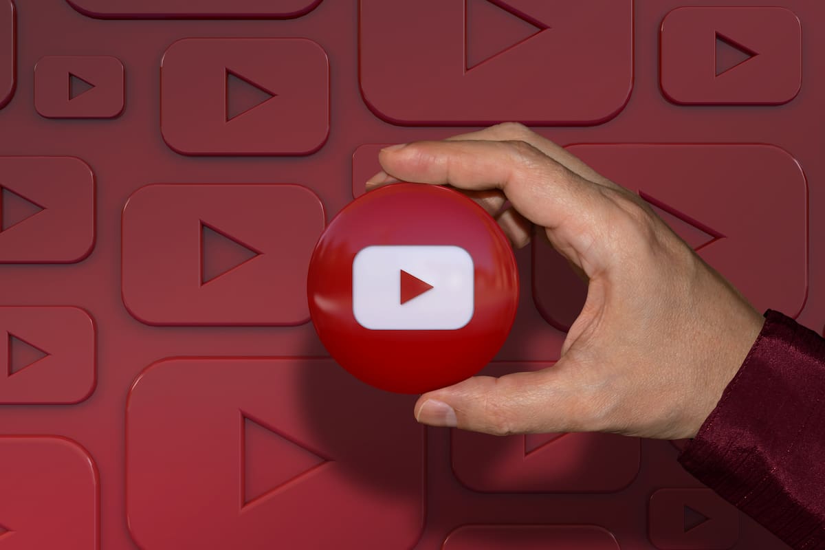 En su versión para PC, YouTube dispone de múltiples atajos de teclado que facilitan y aceleran la activación de funciones y agregados como subtítulos o un modo cine
