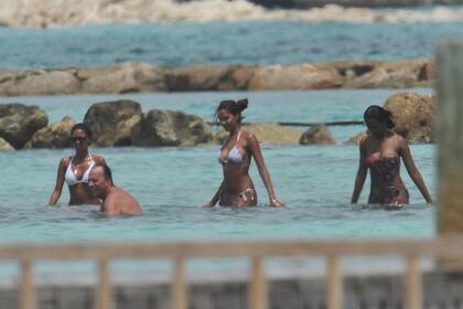 En su villa de Punta Cana junto a tres mujeres, el 27 de septiembre de 2010