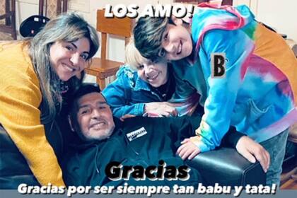 Gianinna Maradona compartió la última foto que se tomó junto a Diego, Claudia y Benjamín