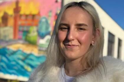 En sus otras escuelas, Ellie Newport pasó buena parte del año escolar castigada o suspendida.