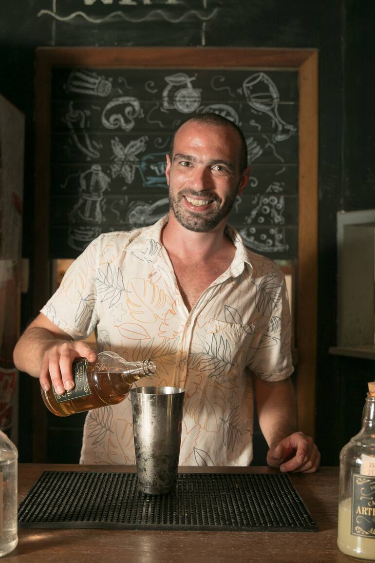 En Tango ahora además tienen muy buena barra de tragos.