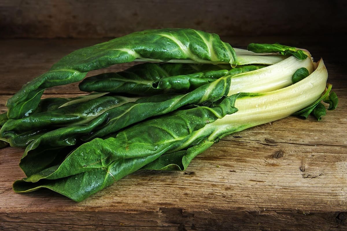 En tarta, como snack o empanado, varias opciones para disfrutar otra forma de comer acelga