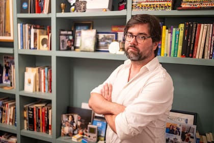 En Tecnosapiens, Santiago Siri despliega un manifiesto tan ambicioso como provocador: cómo el software libre, el bitcoin y la IA descentralizada pueden reorganizar por completo el orden político y económico