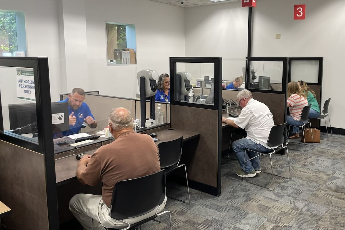 En Texas, algunos residentes pueden calificar para una exención de pago de la licencia de conducir o tarjeta de identificación