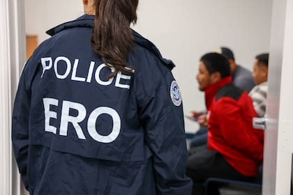 En Texas, ciudades como Dallas y Houston lideraron las detenciones por su participación histórica en el Programa para Extranjeros Delincuentes (CAP)