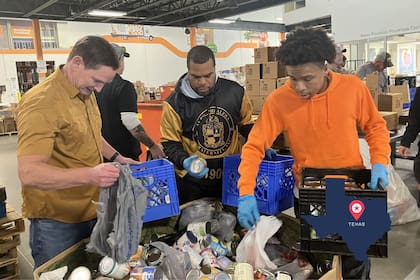 En Texas, el Banco de Alimentos del Norte entregará comida gratis en enero de 2026 en diferentes horarios y ubicaciones (Facebook/North Texas Food Bank)