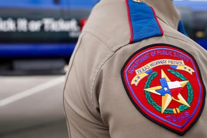 En Texas, el Departamento de Seguridad Pública es el responsable de emitir las licencias de conducir, entre otros documentos