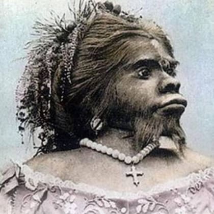 En todas sus presentaciones, Julia Pastrana llenaba las salas teatrales o los circos y deslumbraba a los espectadores con su canto y sus delicados movimientos de danza