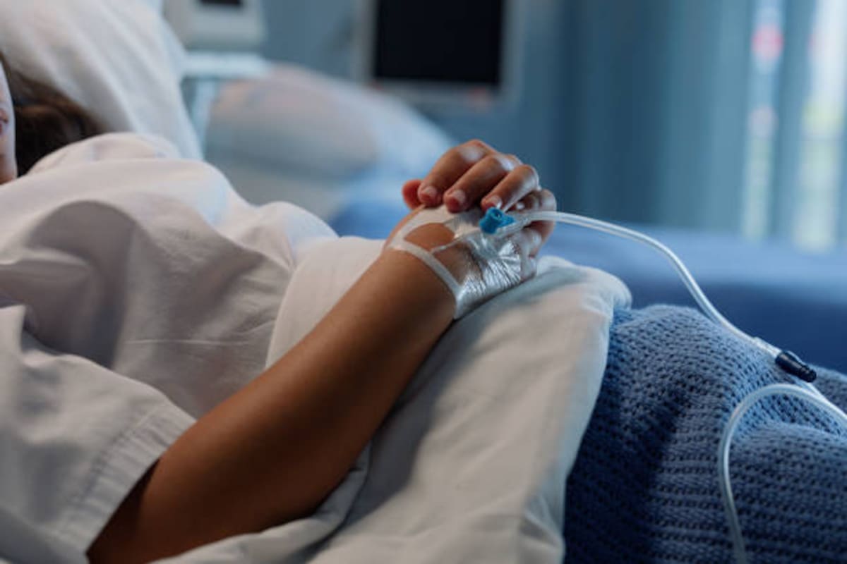 En total, Tina permaneció cerca de 27 minutos sin signos vitales claros, hasta que finalmente fue estabilizada en un centro médico, donde fue intubada y atendida de urgencia