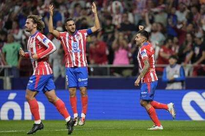 En tres enfrentamientos previos oficiales entre ambos equipos, cada uno ganó uno y empataron otro, con 5 goles anotados por equipo