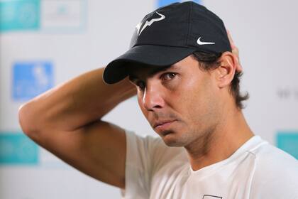 En Twitter, red en que los siguen 15,6 millones de cuentas, Nadal convocó a la unidad del ambiente del tenis en medio de la pandemia; el mensaje era dirigido a Djokovic.