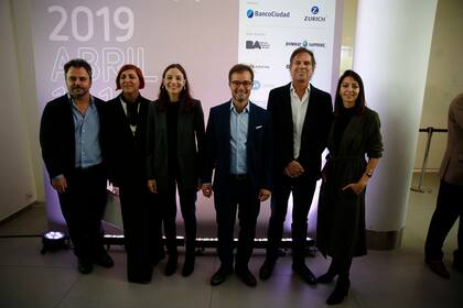 Diego Radivoy, Julia Converti, Manuela Hansen, Enrique Avogadro, Alec Oxenford y Mercedes Corte