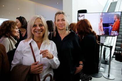 Marina Pellegrini y Lauren Bate, de la galería Vasari