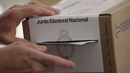 En caso de ballottage, la mayoría simple o de un solo voto es necesaria para acceder al cargo en disputa