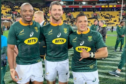 En un deporte de jugadores voluminosos, Cheslin Kolbe y sus 171 centímetros llaman la atención, sobre todo en la siempre corpulenta Sudáfrica.