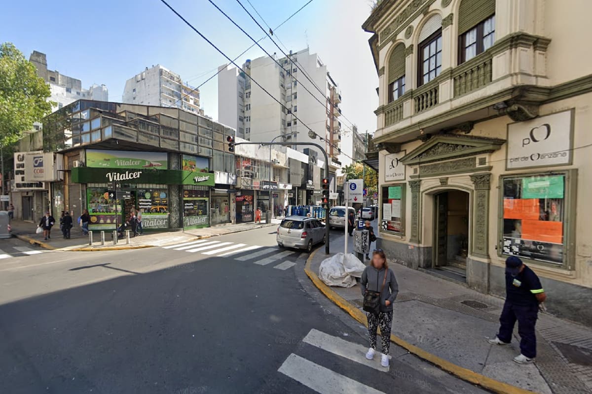 En un local de la calle Paso al 600, en el barrio porteño de Balvanera, una joven venezolana de 18 años dijo haber sido drogada y abusada sexualmente durante una entrevista laboral