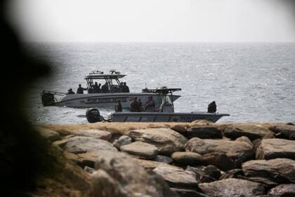 En un primer momento la oposición puso en duda los informes oficiales sobre la invasión.