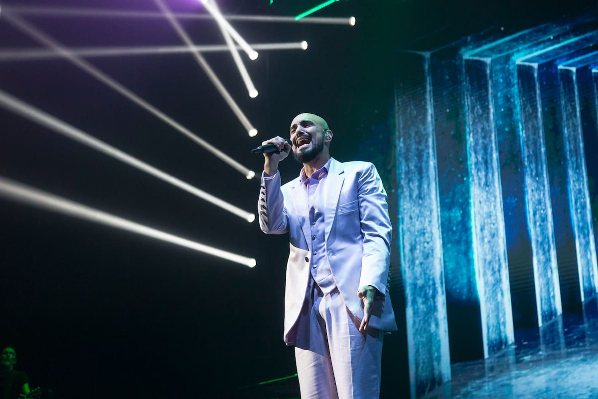 En un show de Abel Pintos un hombre le pidió matrimonio a su pareja