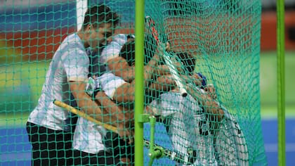 El momento en que los Leones sellan el 4-2 ante Bélgica y se aseguran la medalla de oro en Río: un momento inolvidable