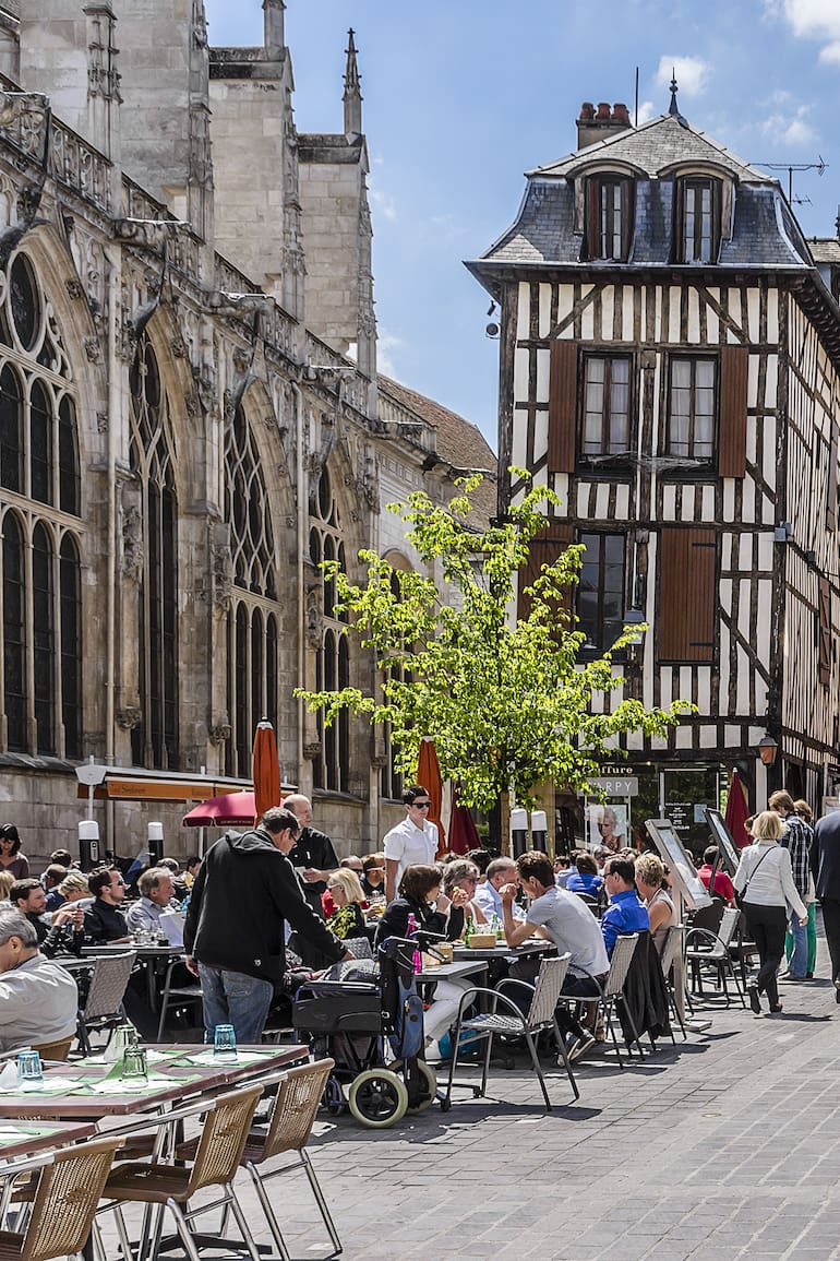 En una ciudad europea nacieron los outlets