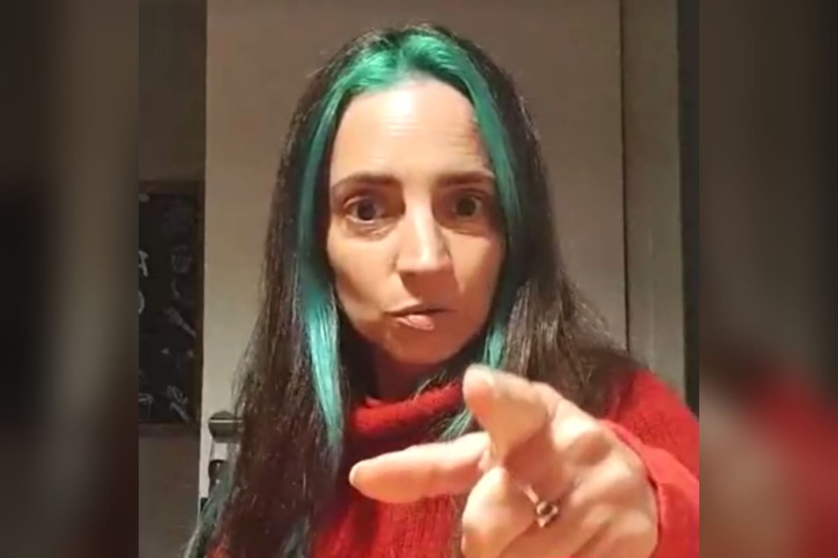 En una de sus historias de Instagram, Paulina Cocina sorprendió al insultar a una de sus seguidoras