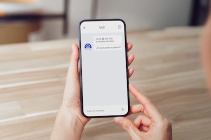 En unión con OpenAI, Ualá lanza un chatbot de atención al usuario potenciado por inteligencia artificial generativa. Gentileza Ualá.