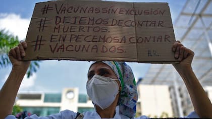 En Venezuela hay un fuerte reclamo para la llegada de vacunas. Sólo un 1% de la población ha sido inmunizada.