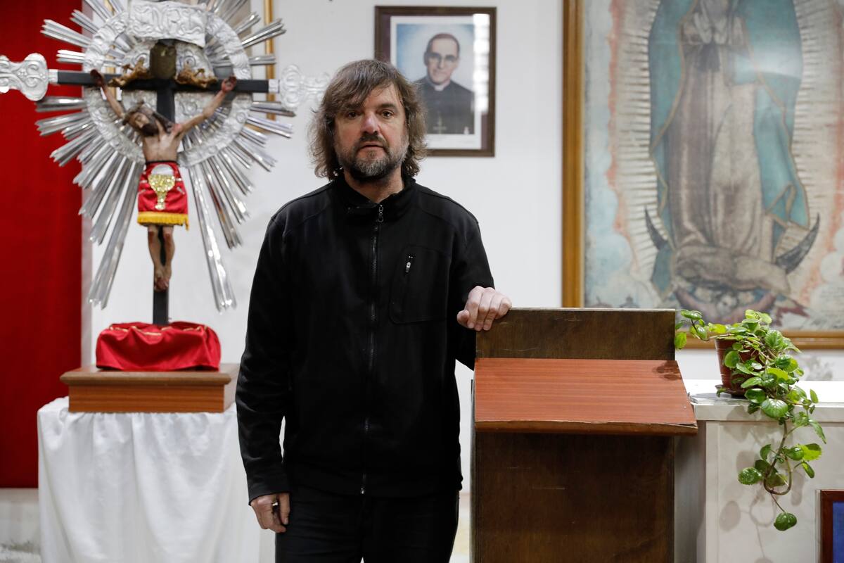 En Villa La Cárcova, en San Martín, la parroquia del padre Pepe.