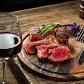 El “rey de las tintas” argentino y que marida muy bien con las carnes rojas, mira de igual a igual a los vinos franceses