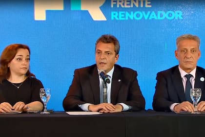 ENCABEZA MESA DEL FRENTE RENOVADOR PARA CONVOCAR AL CONGRESO DEL PARTIDO