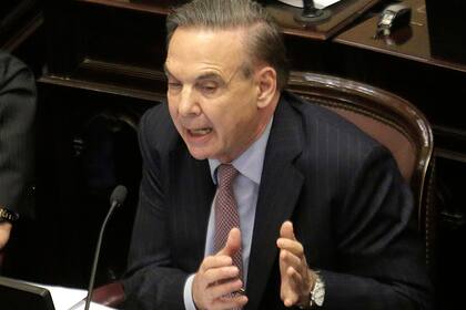 Encabezó un acto en La Plata y reivindicó a Duhalde; pronosticó que el Peronismo Federal tendrá chances en 2019