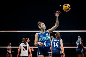 Encantadora de pelotas, eso es lo que parece Daniela Bulaich en esta selección que hace historia en el Mundial