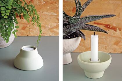 Encantadores estos candelabros, que combinaran con todo y se pueden apilar para guardar.