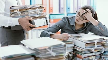 Encontrar el balance entre la vida laboral y la personal es uno de los desafíos de las mujeres en muchas ciudades del mundo.