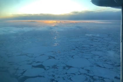 Encontraron los restos del avión que había desaparecido en Alaska: los 10 pasajeros murieron