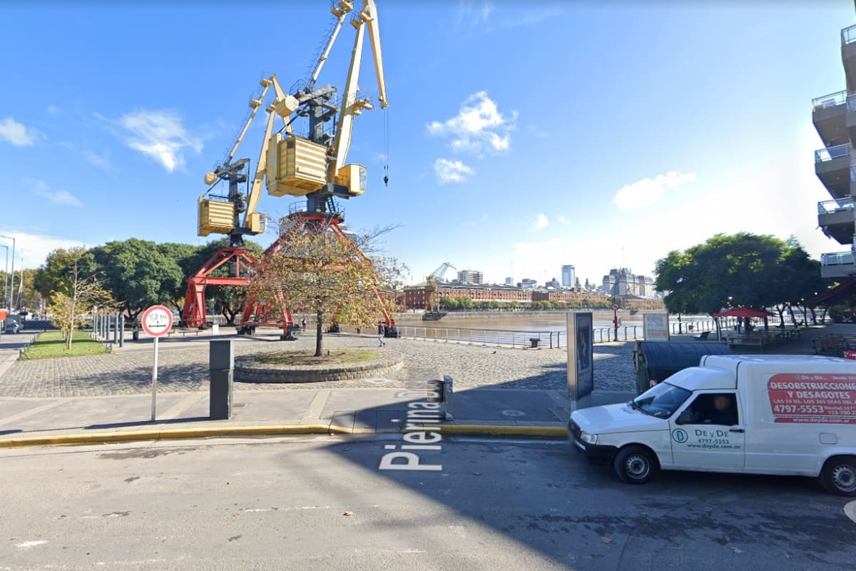 Encontraron un cuerpo flotando en Puerto Madero