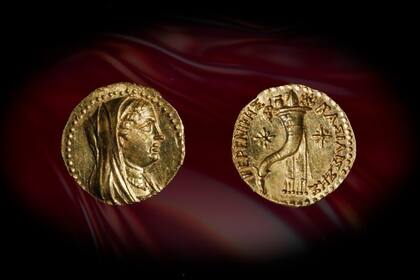 Encuentran una moneda con el retrato de una reina egipcia de más de 2200 años de antigüedad en Israel