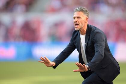 Enérgico, Demichelis vivió el partido con pasión