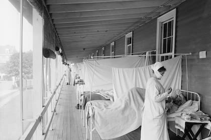 Enfermos de influenza en el hospital Walter Reed, en Washington, en 1918