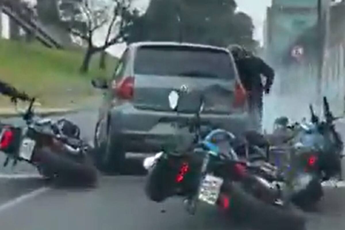 Enfrentamiento entre agentes de la Policía Federal Argentina (PFA) y dos delincuentes a metros de la General Paz