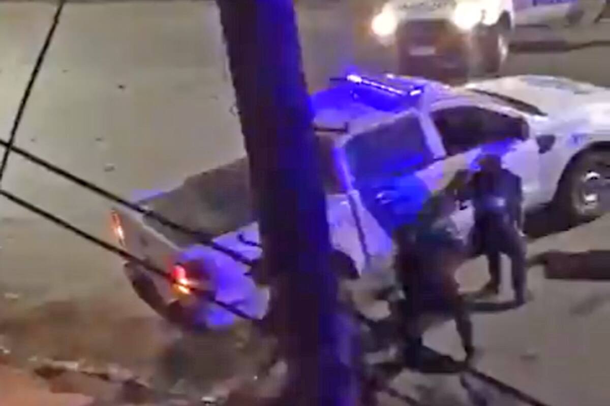 Enfrentamiento entre policías y manifestantes tras el homicidio de una joven en Rafael Castillo