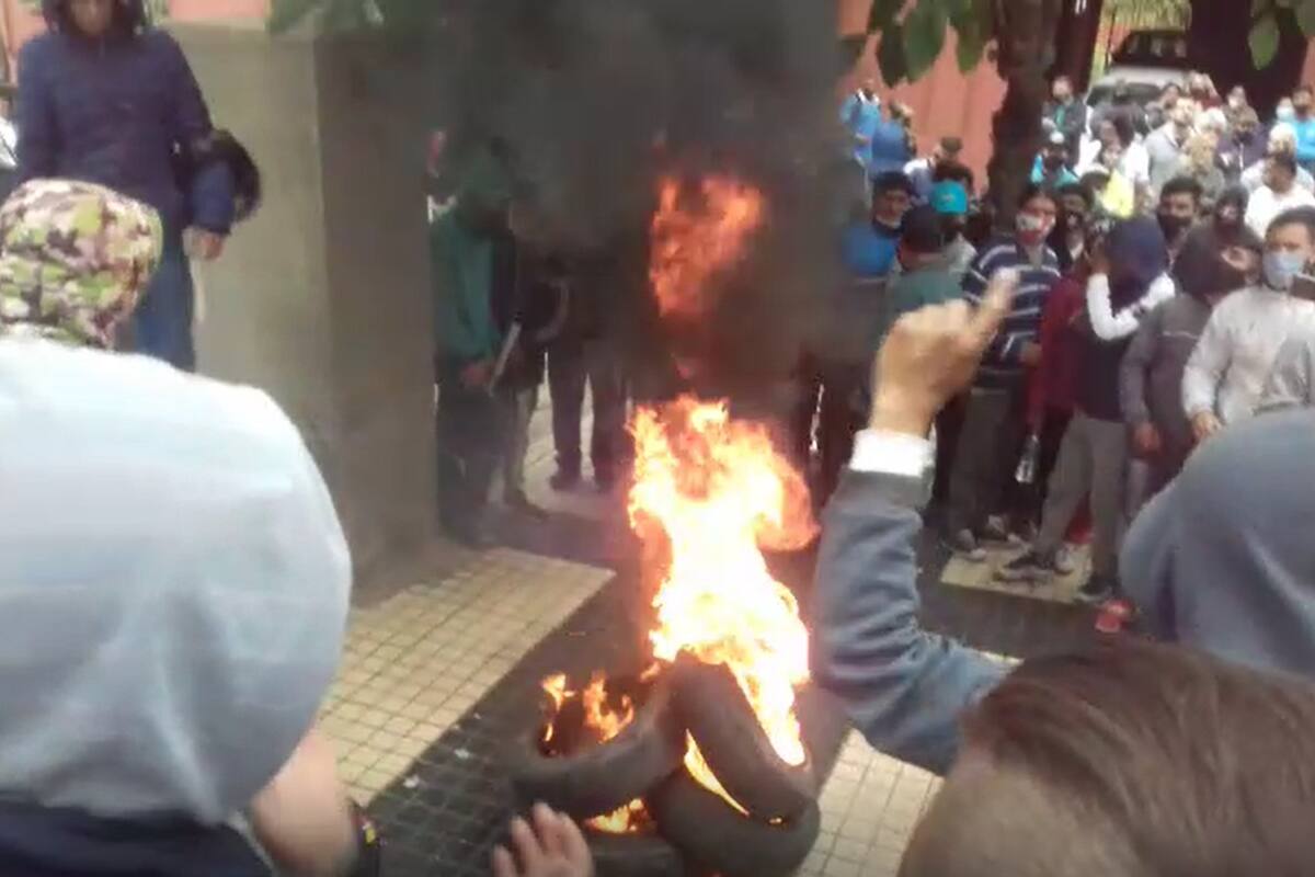 Enfrentamientos en la municipalidad de la ciudad de La Rioja