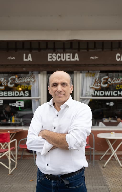 Enrique "Kike" Spinelli, dueño del bar La Escuela.
