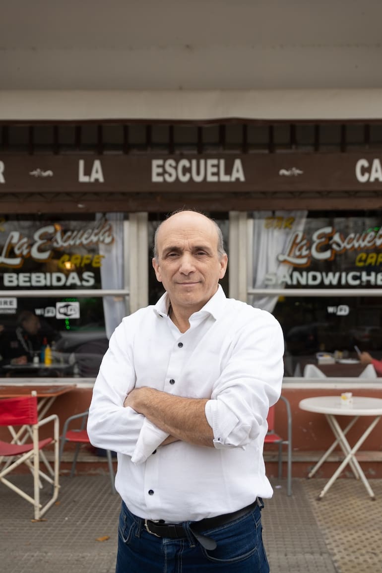 Enrique "Kike" Spinelli, dueño del bar La Escuela.