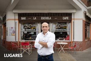 Enrique "Kike" Spinelli, dueño del bar La Escuela.