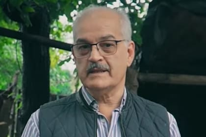 Enrique Lazarte es contador