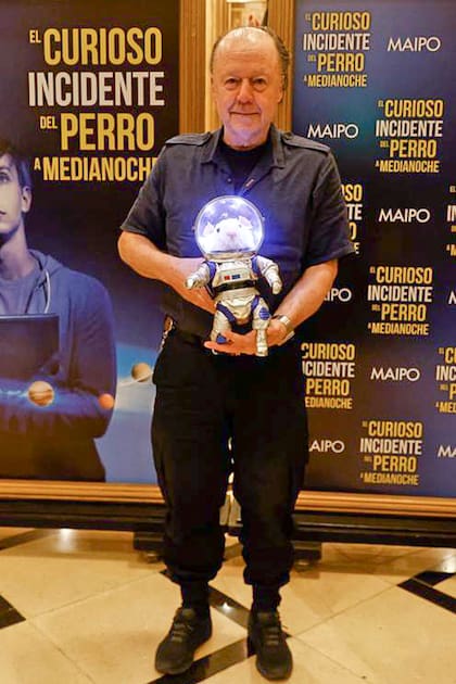 Enrique Piñeyro, orgulloso del trabajo de su esposa, Carla Calabrese