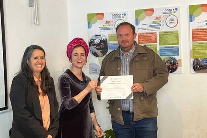 Enrique Rosenburt lleva la mitad de su vida en Israel, donde se dedica al emprendedurismo social